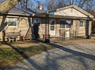 1304 N State Road 157 Rd, Bloomfield, IN