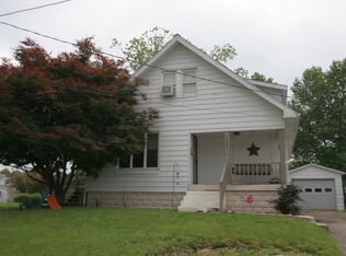 1429 Dewey St, Jasper, IN 47546