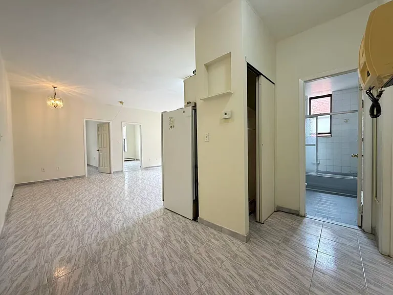 182 Bay 22nd St #4F — Photo 6