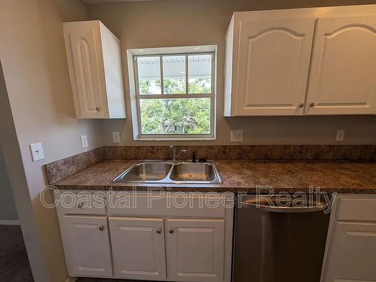 9019 Cochise Ln #202 — Photo 7