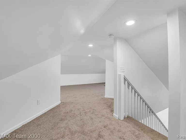 48905 Nine Mile Rd — Photo 25