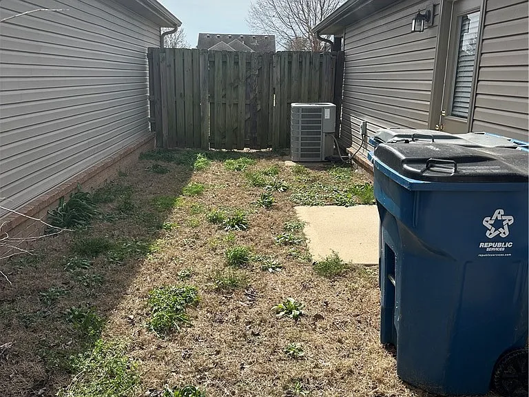 3903 SW Capstone Ave — Photo 14