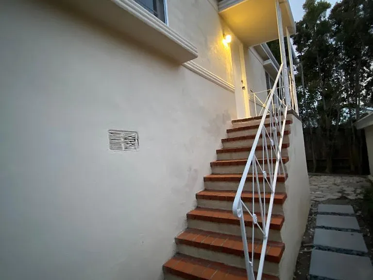 1853 S Beverly Glen Blvd — Photo 1