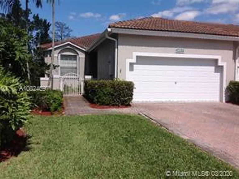 7651 S Aragon Blvd #1 — Photo 9