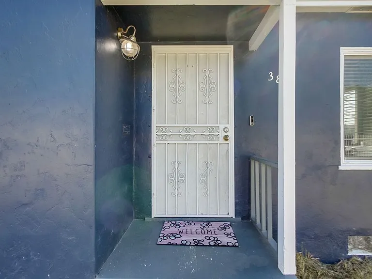 3877 Chamoune Ave — Photo 19
