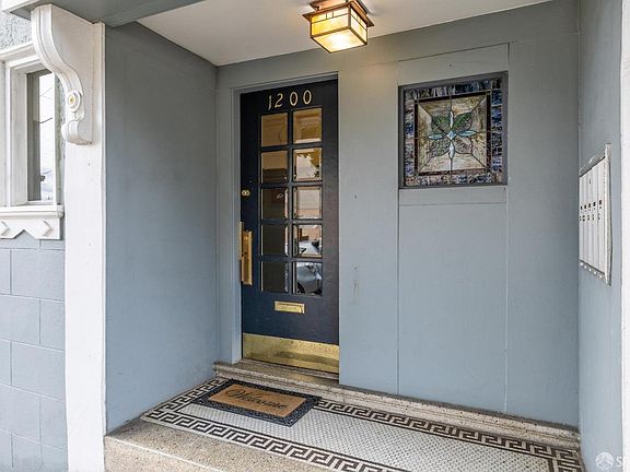 4th image of 1200 Castro St APT 2