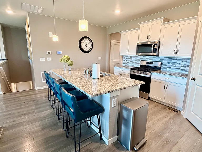 1820 Hydrangea Dr — Photo 4