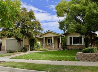 130 Forest Hill Dr, Los Gatos, CA 95032