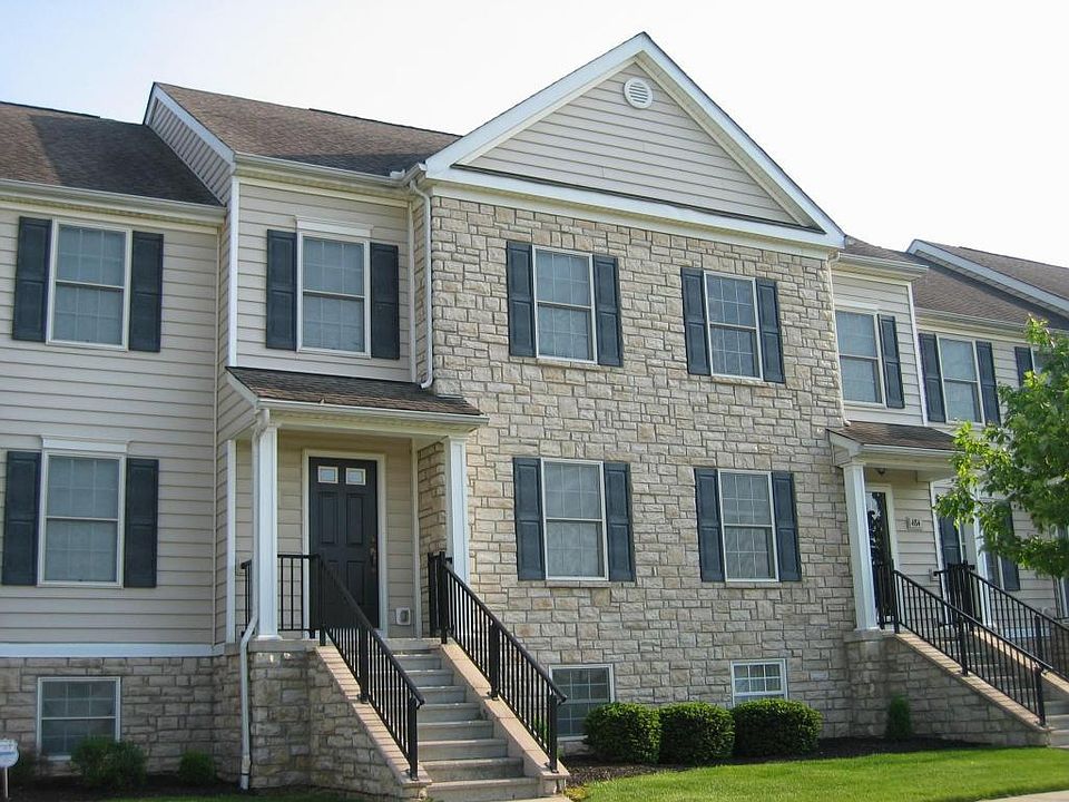 2nd image of 480 Autumn Ridge Cir