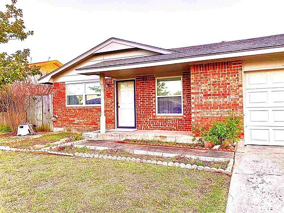 2nd image of 4814 NW Pollard Ave