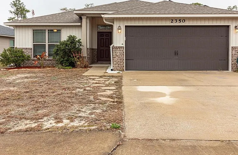 2350 Duncan Ridge Dr — Photo 1