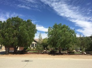 34864 Caprock Rd, Agua Dulce, CA 91390