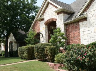 107 Cumberland Dr, Ovilla, TX 75154