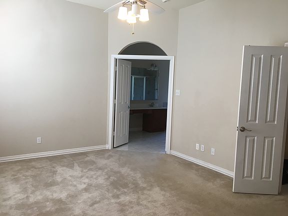 4th image of 302 Murphey Dr