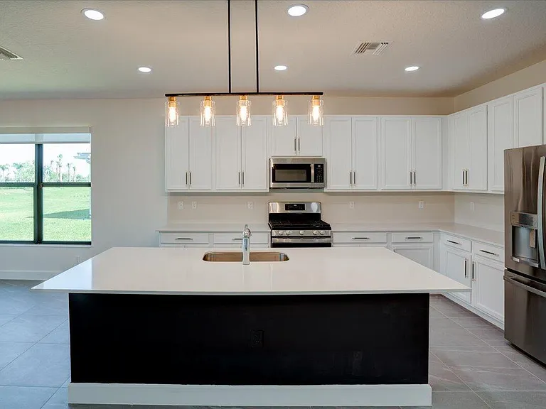 12474 SW La Costa St — Photo 11