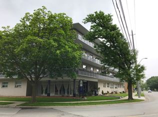 418 Whitney Ave #2, Hamilton, ON L8S 2H7