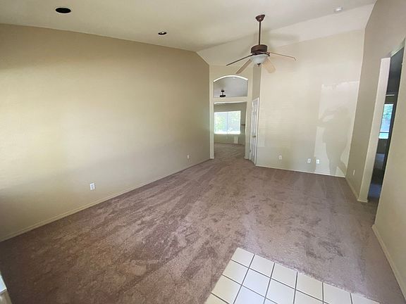 3rd image of 1346 Longfellow Cir