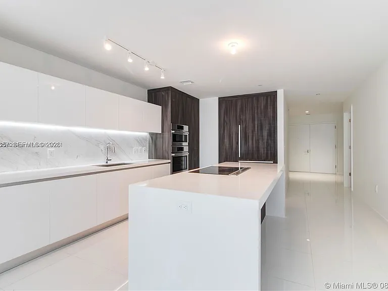 851 NE 1st Ave #3601 — Photo 2