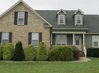 321 Maddux Dr, Pikeville, NC 27863