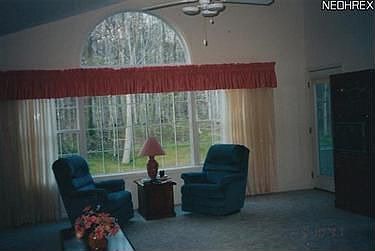 2nd image of 848 Holly Oak Ln