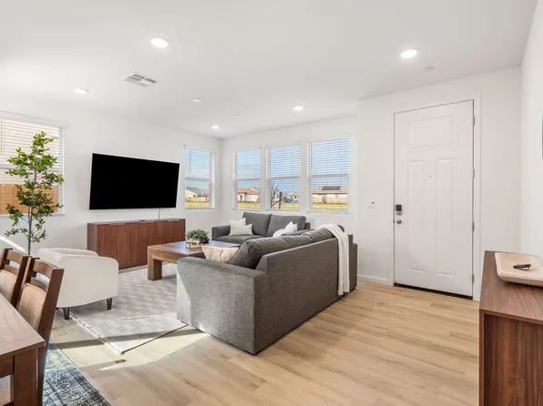 8304 Eleodoro Way, Elk Grove, CA 95757