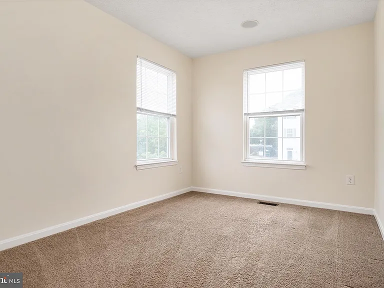 8221 Barrington Ct #41 — Photo 12