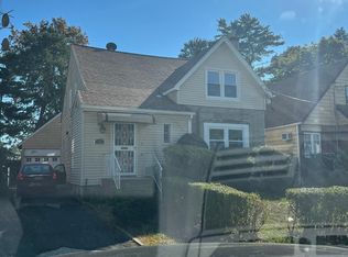 76 Wellington St FLOOR 2, Hempstead, NY 11550