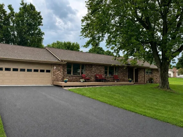 2475 Cherokee Dr, London, OH 43140