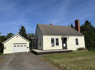 38 Chandler St, Houlton, ME 04730