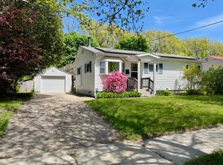 34 Curtis Avenue, Burlington, VT 05401