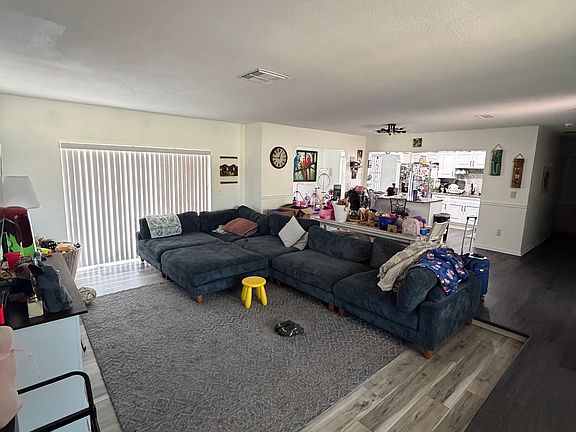 2nd image of 6482 Fairlawn St