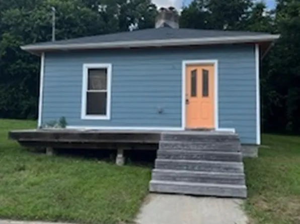 917 Lee Ave, Petersburg, VA 23803