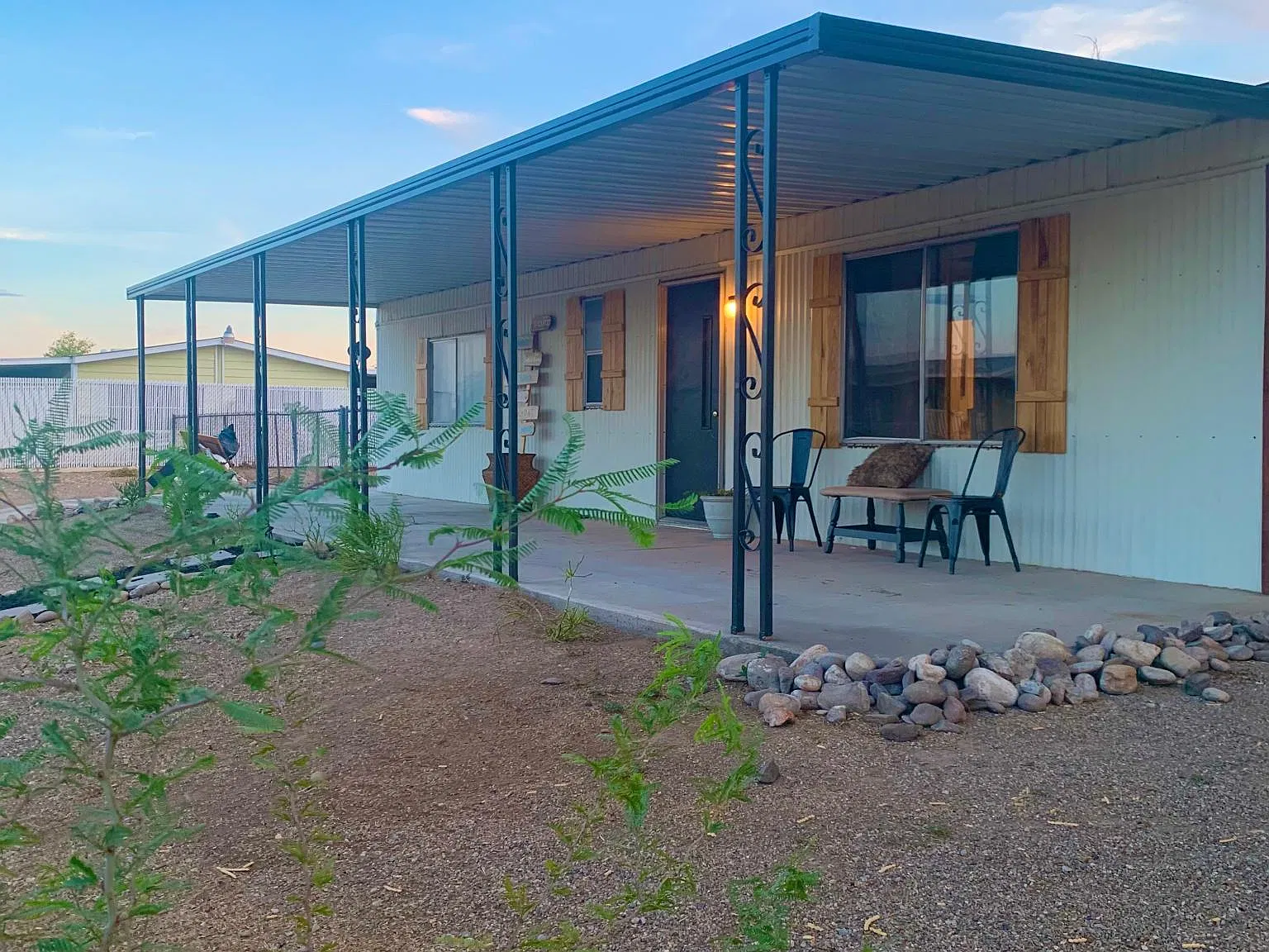 614 Ramar Rd — Photo 1