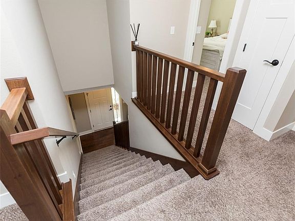 5th image of 115 Abigail Ln
