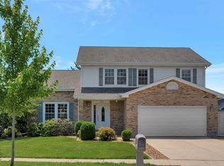 6931 Olde Gatehouse Rd, Tinley Park, IL 60477