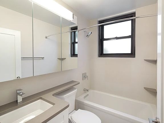 4th image of 155 E 29th St APT 30J