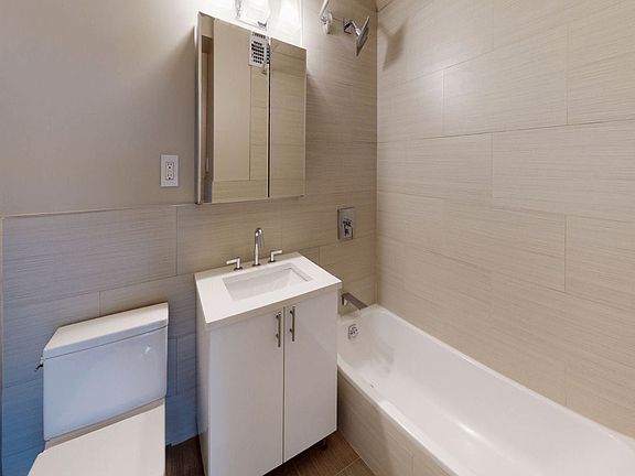 4th image of 40 Harrison St #4037C