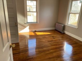 387 Salem St APT 1, Medford, MA 02155
