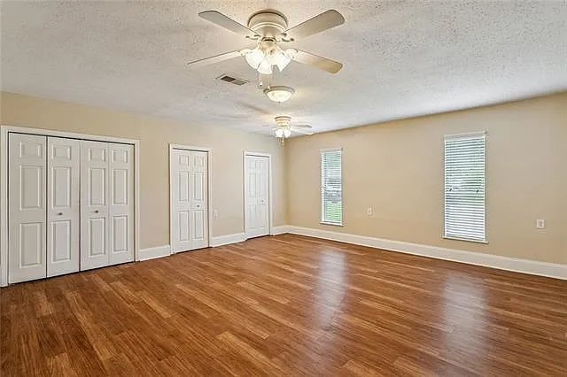 218 Melody Ln — Photo 8
