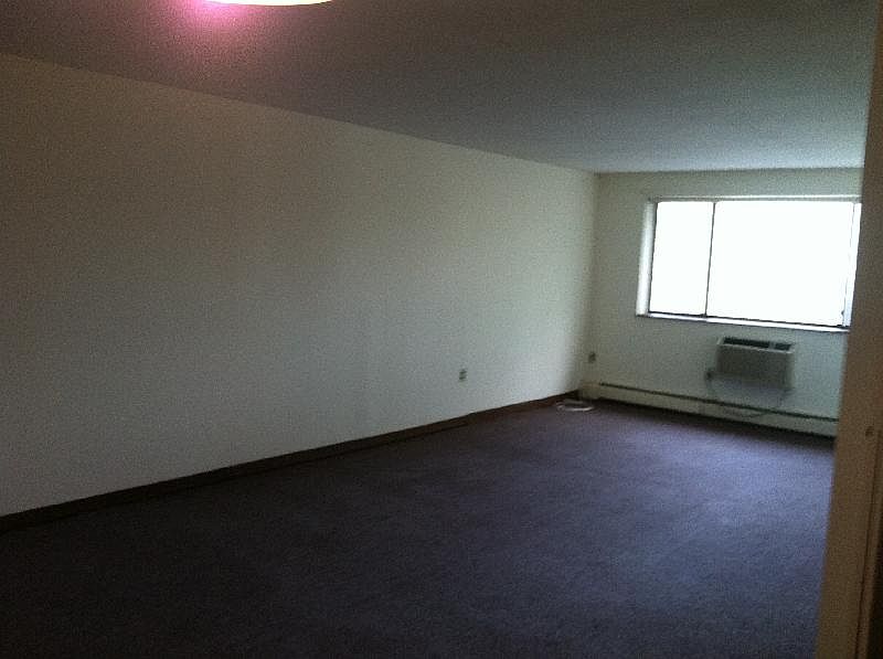 2nd image of 100 Tremont St APT 17