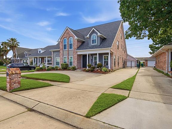 2nd image of 4007 Saint James Dr