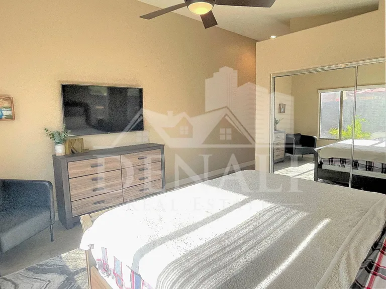 1506 N Sierra Hts — Photo 13