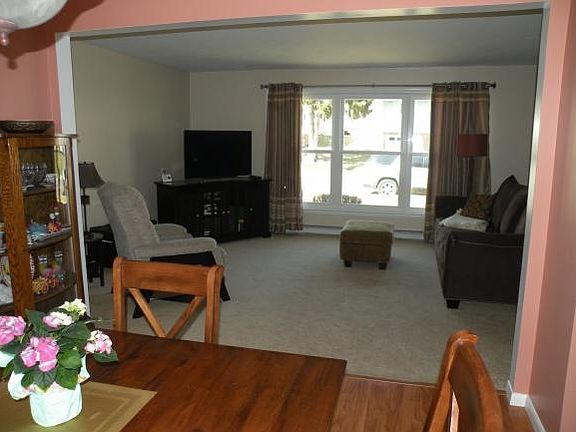 5th image of 3634 Leonard Dr