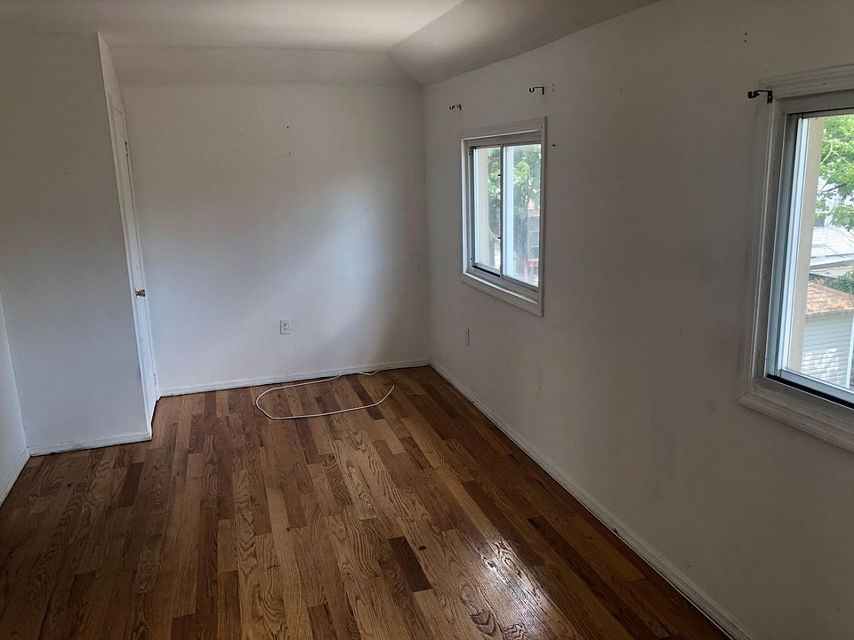 2nd image of 14549 224th St Floor 2