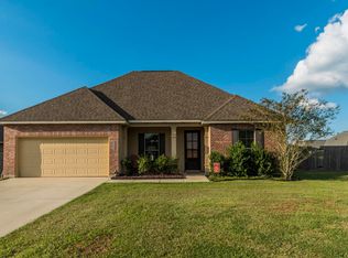 107 Tunica Bayou Rd, Broussard, LA 70518