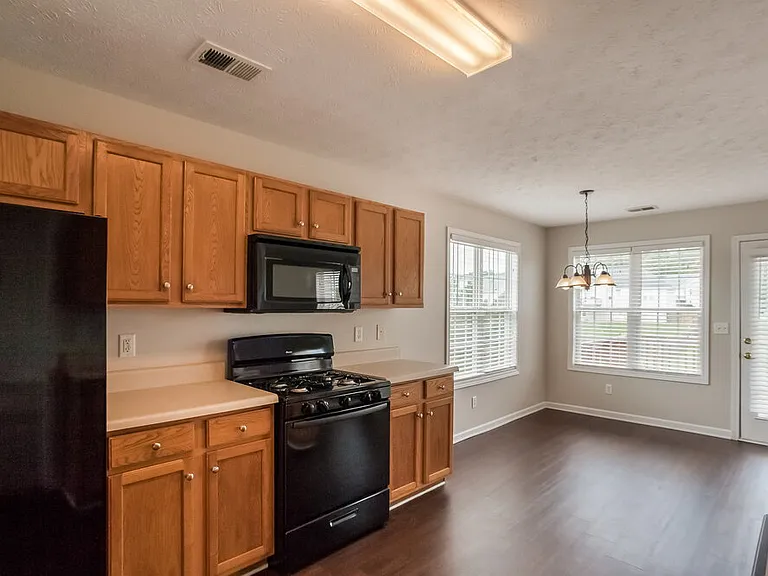 108 Bramlett Meadows Dr — Photo 6
