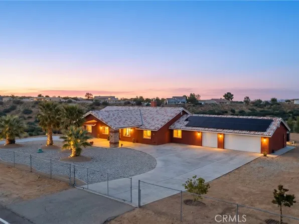 9512 Mesquite St, Phelan, CA 92371