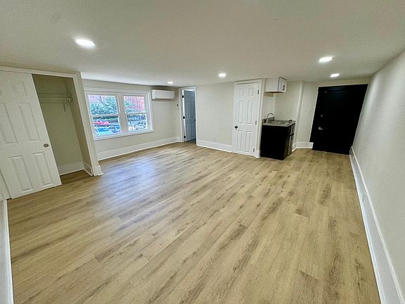 3rd image of 203 E 7th St #1A