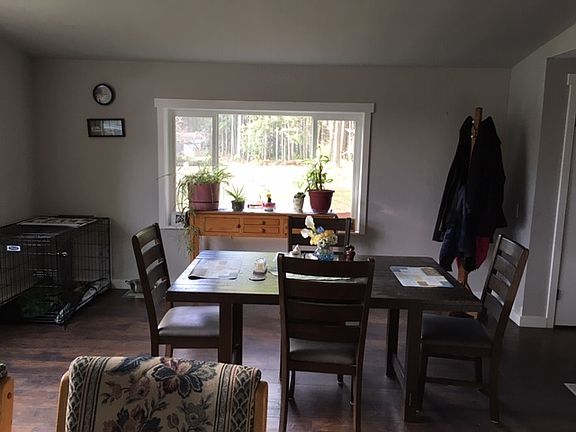 3rd image of 2198 Hastings Ln SE