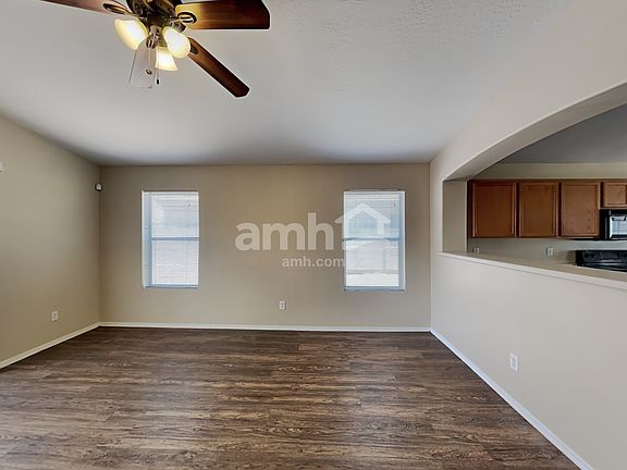 5th image of 16072 W Larkspur Dr